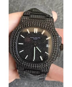 Montre Patek Philippe Nautilus 5711 Black Venom Diamonds PVD Réplique Suisse Montre à cadran noir 